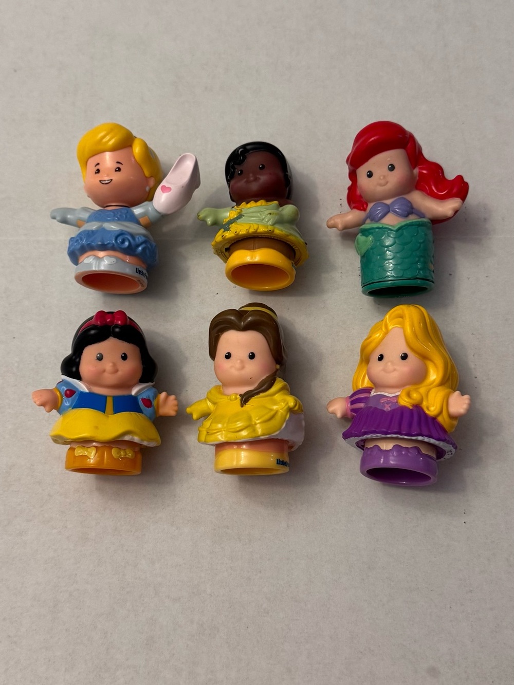 Fisher-Price Six Little People Cinderella Tiana Ariel Snow White Belle Rapunzel